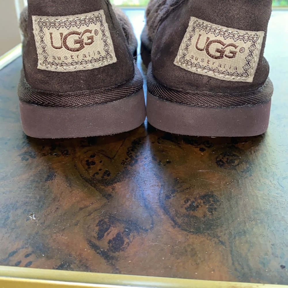 UGG Classic Cardy brown Button-Up Boots #5819 size 7 - Picture 6 of 8